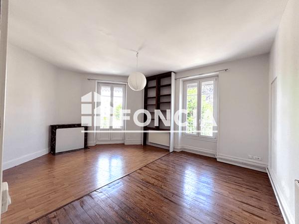 Location Appartement 5 pièces 136.3 m² - 2 AVENUE GEORGES FRIER Voiron 38500
