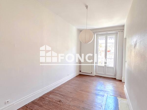 Location Appartement 5 pièces 136.3 m² - 2 AVENUE GEORGES FRIER Voiron 38500