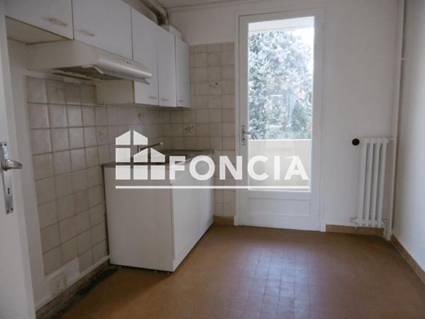 Location Appartement 4 pièces 67.55 m² - AVENUE SENEQUIER Toulon 83000