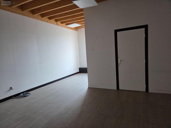 Local Professionnel et commercial à vendre à Mayenne en Mayenne (53100), ref : 53075/FC13   
NOTRE DAME