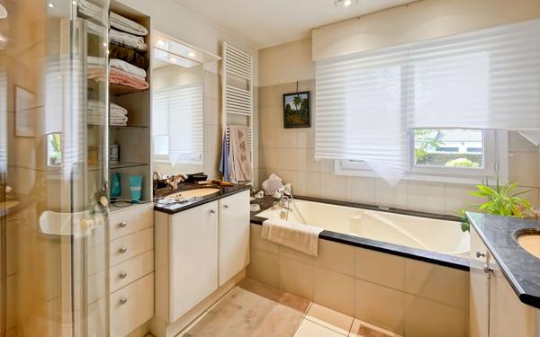 Maison à vendre    4 pièces •  Saint-Pierre-du-Mont