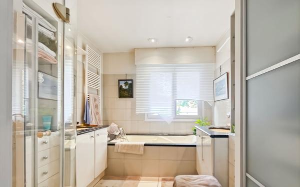 Maison à vendre    4 pièces •  Saint-Pierre-du-Mont