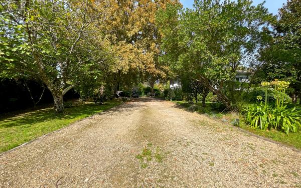 Maison à vendre    4 pièces •  Saint-Pierre-du-Mont