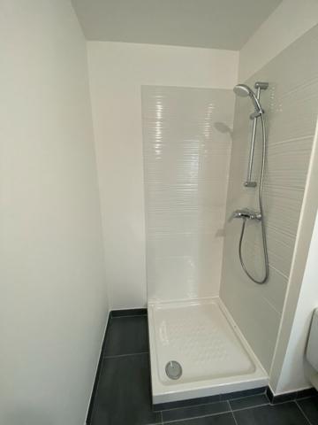 STUDIO - LE BLANC MESNIL -33.95 m2 habitables- 38.07m2 surface totale