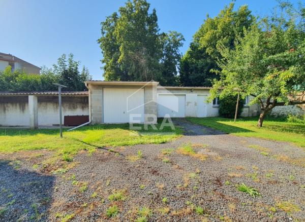 Plain-pied à vendre La Couronne 3 chambres 108 m2