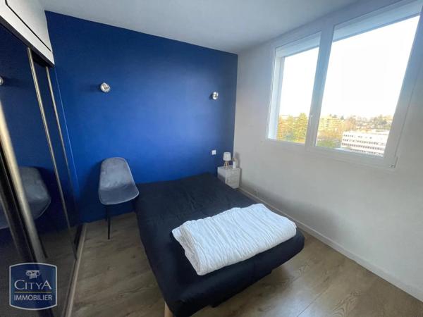Appartement à louer 5 pièces 82.99m²
