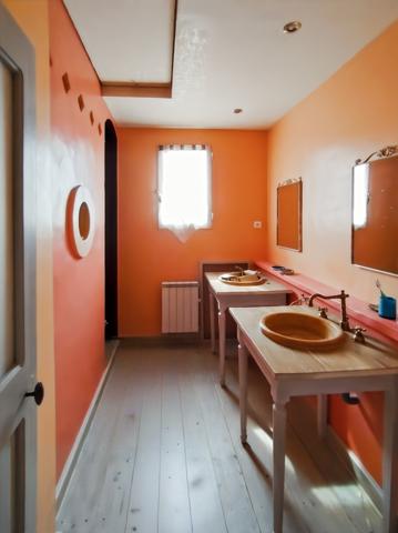 Montfaucon (30150) MAISON 3 LOGEMENTS 245 M²