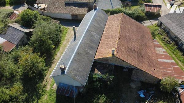 Corps de Ferme à rénover -JAZENEUIL