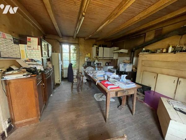 Corps de Ferme à rénover -JAZENEUIL