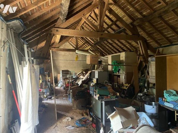 Corps de Ferme à rénover -JAZENEUIL