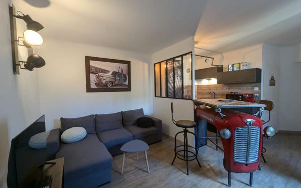 Appartement à louer    2 pièces •  Meynes