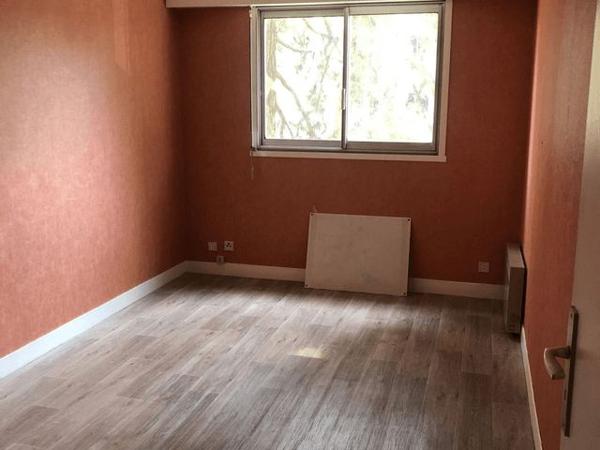 Studio T1 F1 20 m² à Charleville Mezieres 18 AVENUE GEORGES CORNEAU 08000 à louer