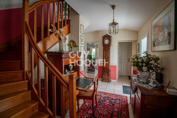 Maison familiale avec piscine et potentiel de division à Sainte-Marie-de-Ré