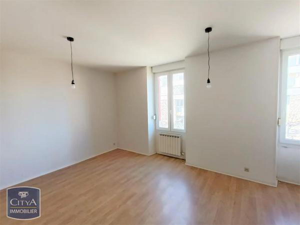 Appartement à louer 3 pièces 48.67m²