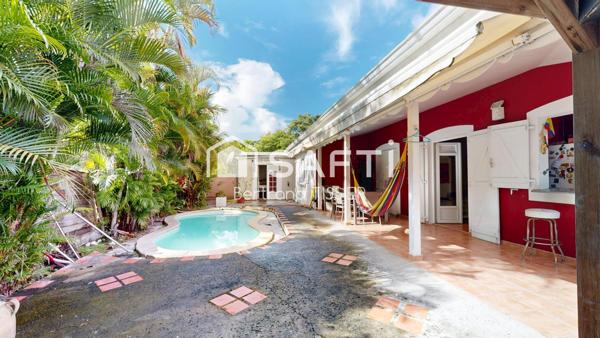 Maison, trois chambres, dépendance, piscine, jardin