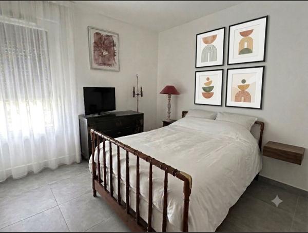 Appartement
         2 pièces
        - 59 m² Bien prestige 598 800 € *