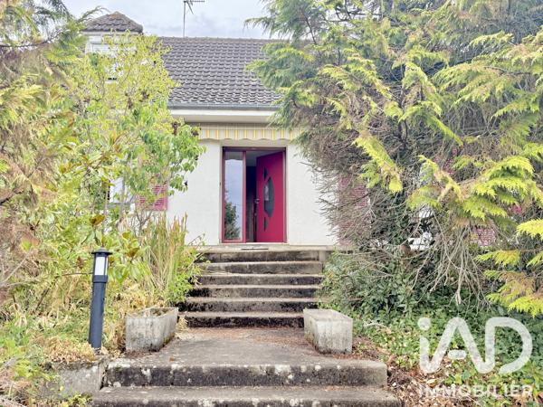 Maison à vendre 7 pièces 174,5 m² Saint-Amand-Montrond