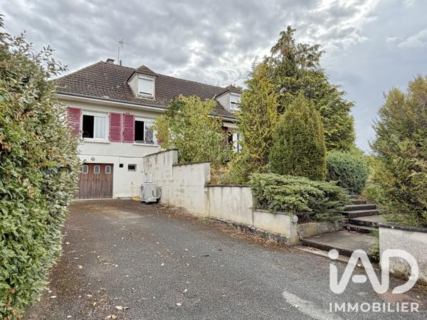 Maison à vendre 7 pièces 174,5 m² Saint-Amand-Montrond