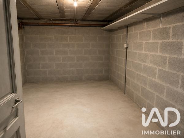 Maison à vendre 7 pièces 174,5 m² Saint-Amand-Montrond
