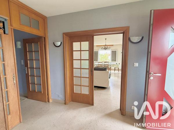 Maison à vendre 7 pièces 174,5 m² Saint-Amand-Montrond