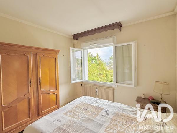 Maison à vendre 7 pièces 174,5 m² Saint-Amand-Montrond