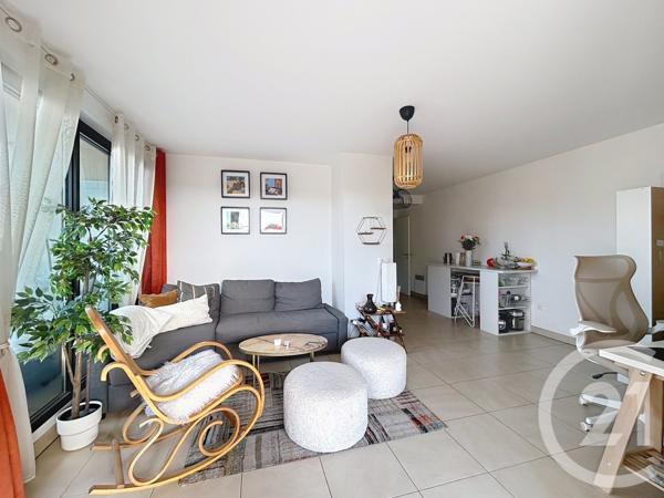 Appartement T3 à vendre  3 pièces - 64 m2 CASTELNAU LE LEZ - 34