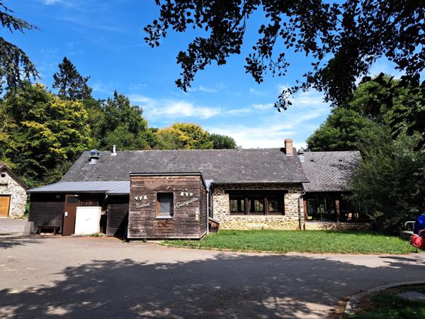 Restaurant- Guinguette au coeur du parc de loisirs
