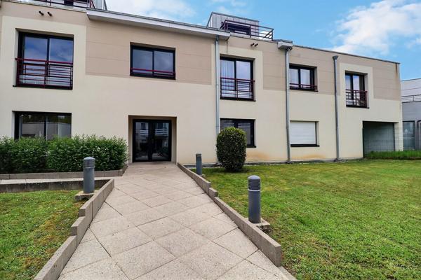 Appartement Saint-sÉbastien-sur-loire 2 pièce(s) - coeur de la martelliere