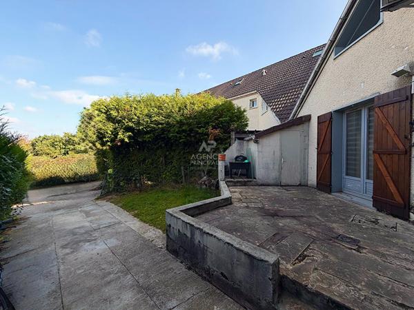 Maison Cergy 5 pièce(s) 94 m2 €279 000 ** - Référence 5034