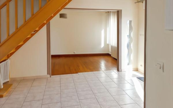 Maison à louer    3 pièces •  Remy