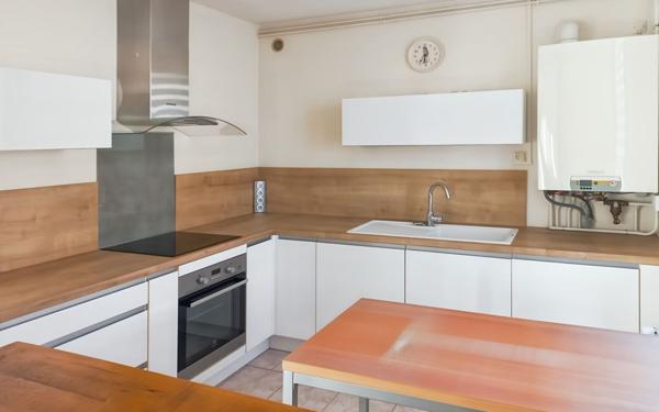 Maison à louer    3 pièces •  Remy