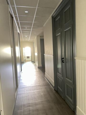 SAINTES HYPER CENTRE RIVE GAUCHE