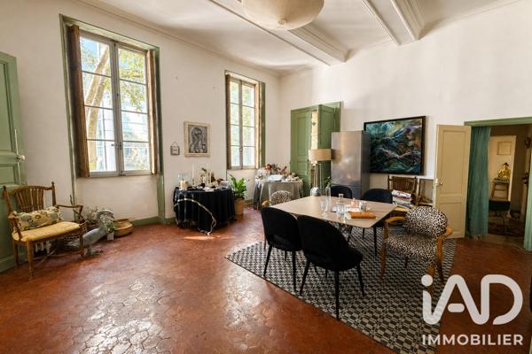Appartement à vendre 5 pièces 150 m² Nîmes