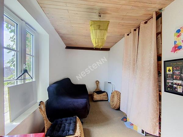 A vendre, maison de 153m3, trois chambres, et studio indépendant en centre-ville de Segré