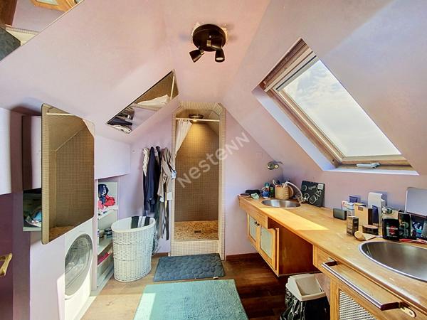 A vendre, maison de 153m3, trois chambres, et studio indépendant en centre-ville de Segré
