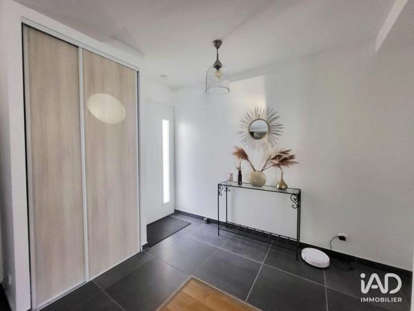 Appartement à vendre 4 pièces 97 m² Rouvres-Saint-Jean