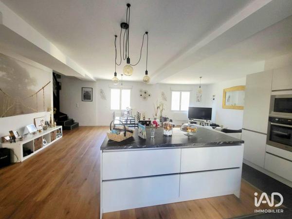 Appartement à vendre 4 pièces 97 m² Rouvres-Saint-Jean
