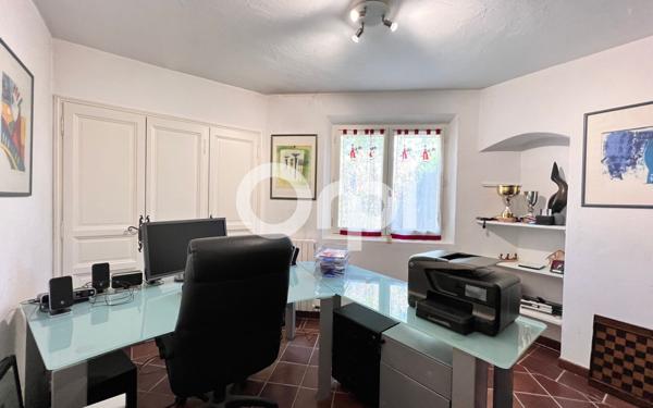 Maison à vendre    5 pièces •  Saint-Cézaire-sur-Siagne