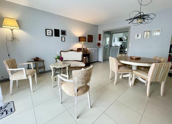Appartement 3 pièces à vendre à Angers quartier Pasteur - Confort et commodités à portée de main