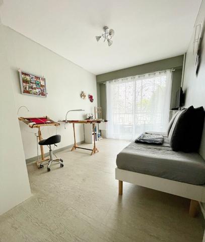 Appartement 3 pièces à vendre à Angers quartier Pasteur - Confort et commodités à portée de main