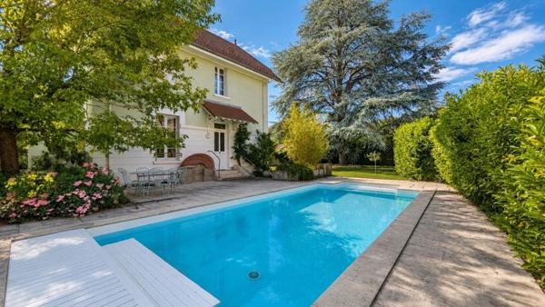 Maison à vendre 399 000 € La Tour-du-Pin 5 p 147 m² DPE D