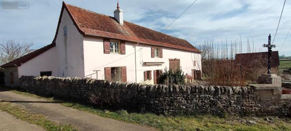 Maison à vendre à Saint-Christophe-en-Brionnais en Saône-et-Loire (71800), ref :