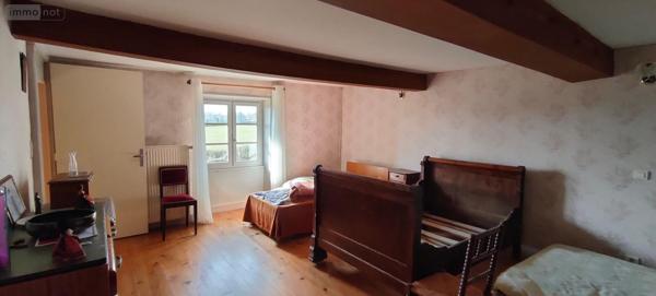 Maison à vendre à Saint-Christophe-en-Brionnais en Saône-et-Loire (71800), ref :