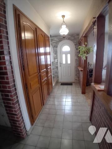 PARIGNE L'EVEQUE, pavillon de 1986 sur sous-sol total avec 2 chambres de plain-pied.