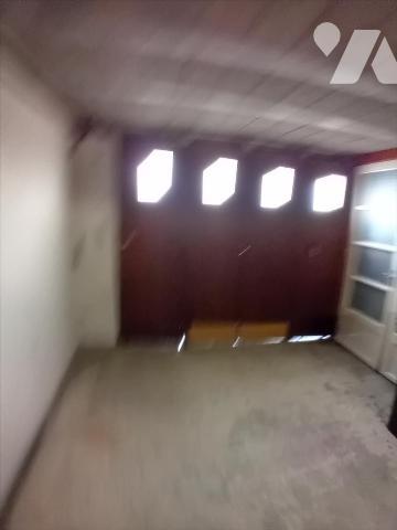 PARIGNE L'EVEQUE, pavillon de 1986 sur sous-sol total avec 2 chambres de plain-pied.