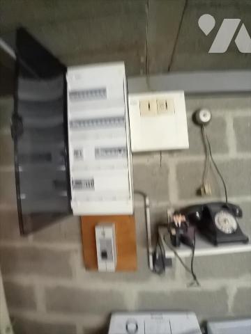 PARIGNE L'EVEQUE, pavillon de 1986 sur sous-sol total avec 2 chambres de plain-pied.