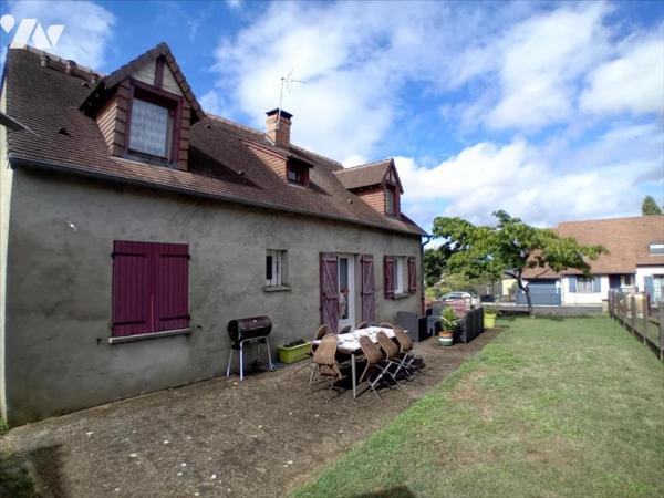 PARIGNE L'EVEQUE, pavillon de 1986 sur sous-sol total avec 2 chambres de plain-pied.