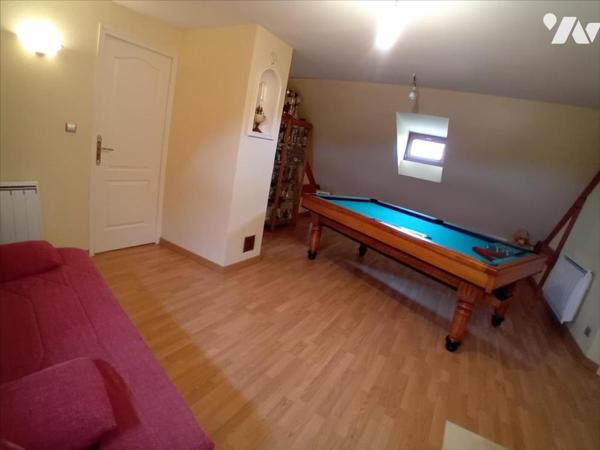 PARIGNE L'EVEQUE, pavillon de 1986 sur sous-sol total avec 2 chambres de plain-pied.