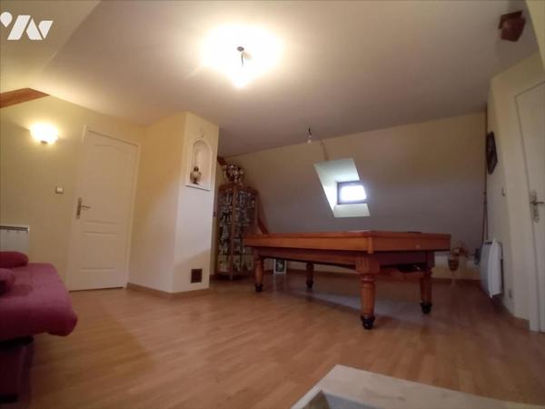 PARIGNE L'EVEQUE, pavillon de 1986 sur sous-sol total avec 2 chambres de plain-pied.