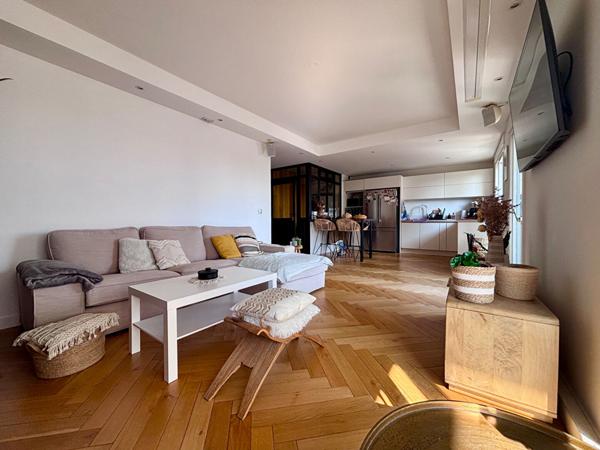 Masséna Appartement 3 pièces 79m2 - étage élevé - balcons & parking